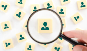 Read more about the article How To Recruit A Recruiter